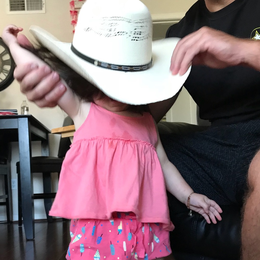 Meet your Posher, Mari